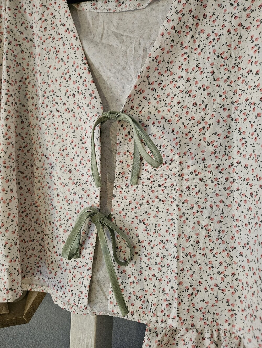 Floral Tie-Front Camisole Top And Shorts in Light Multicolor Set - Picture 2 of 10